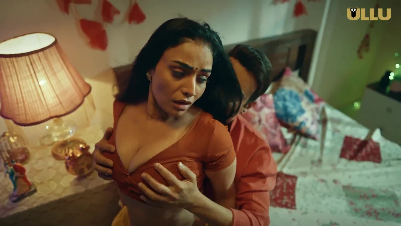 Kundi Mat Khadkao Raja EP6 Ullu Hindi Hot Web Series