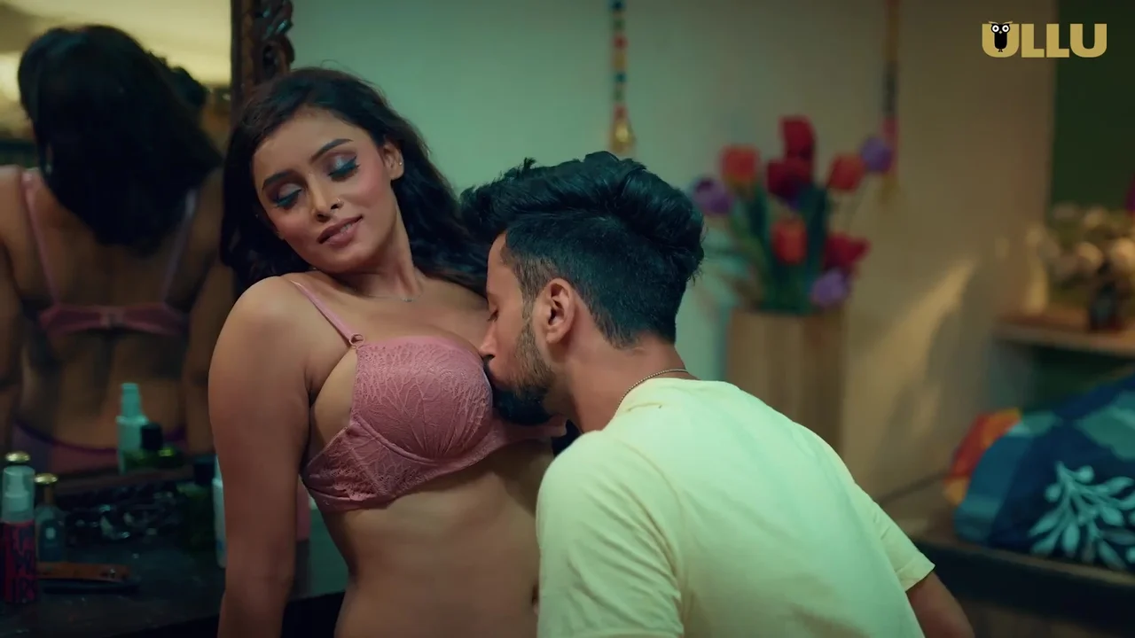Meri Mummy Ki Dost Episode 3 Ullu Hindi Hot Web Series
